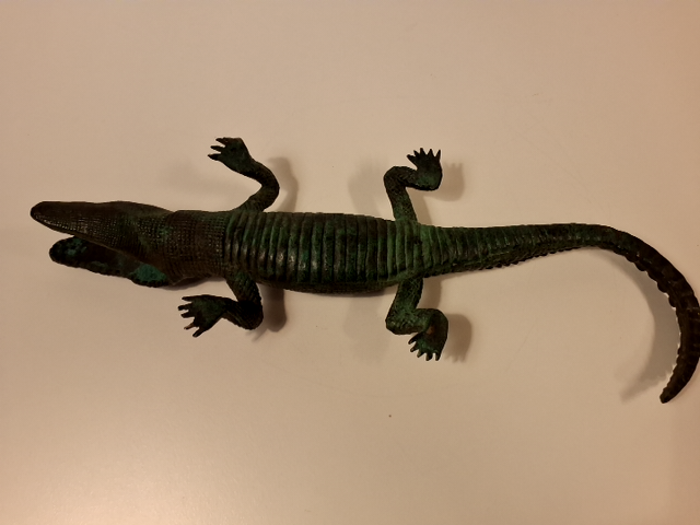 Bronze krokodille